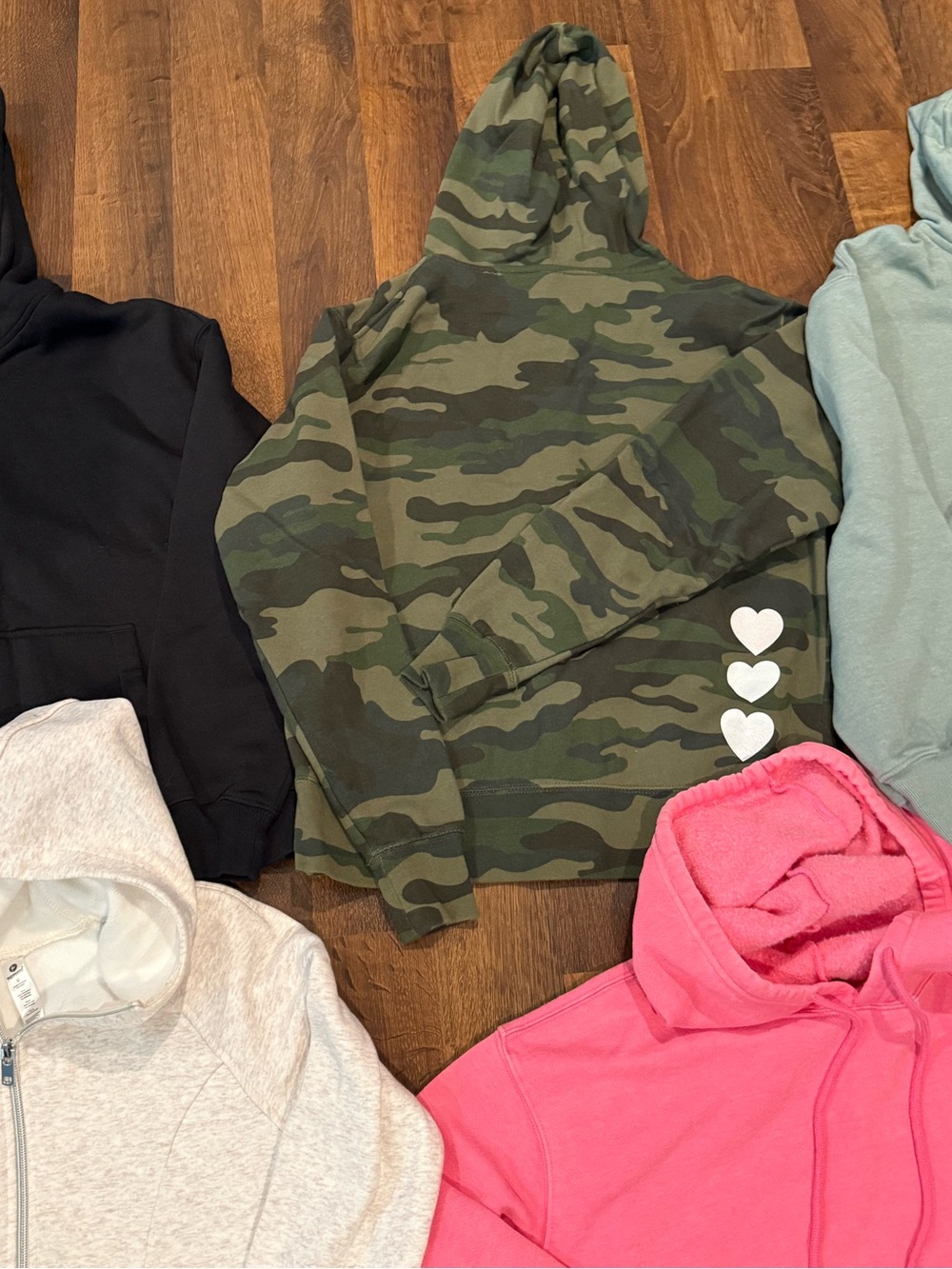 Lot of 5 Women’s Zip-Up Hoodies - size SMALL - Picture 10 of 12